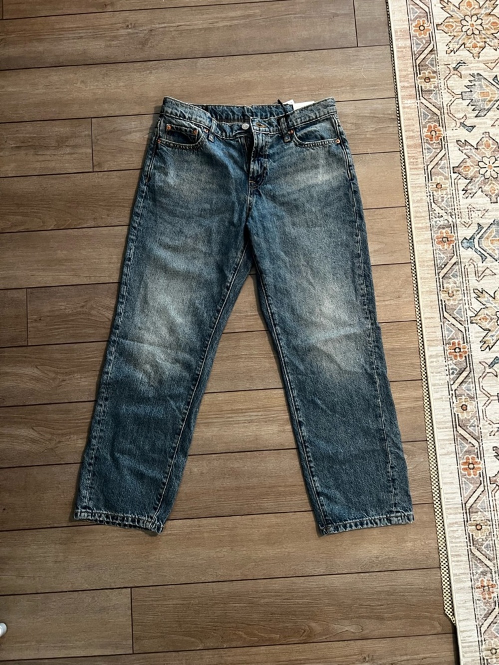 Zara Women’s Cropped Jeans